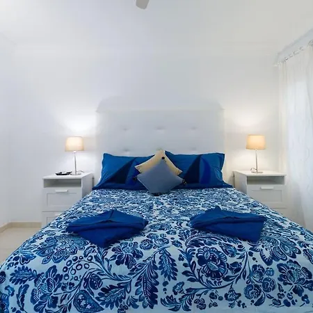 Apartment Erizos *