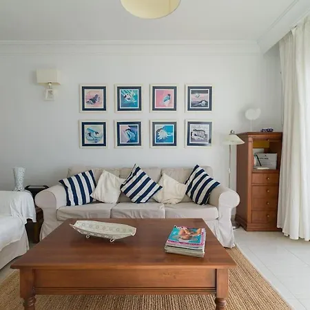 Apartment Erizos *